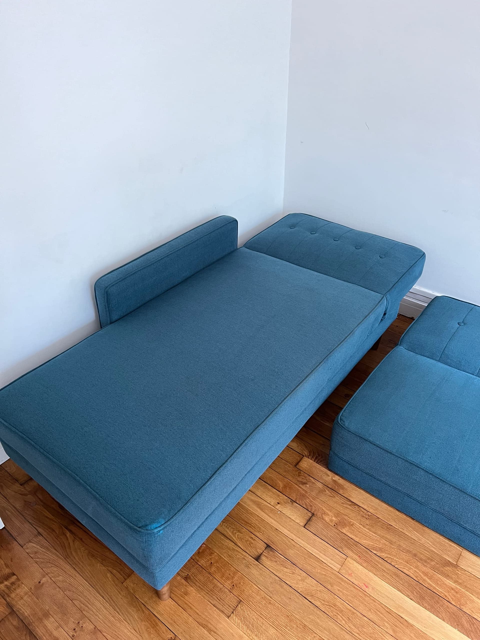 Nettoyage canapé — résultat après intervention Fresheco