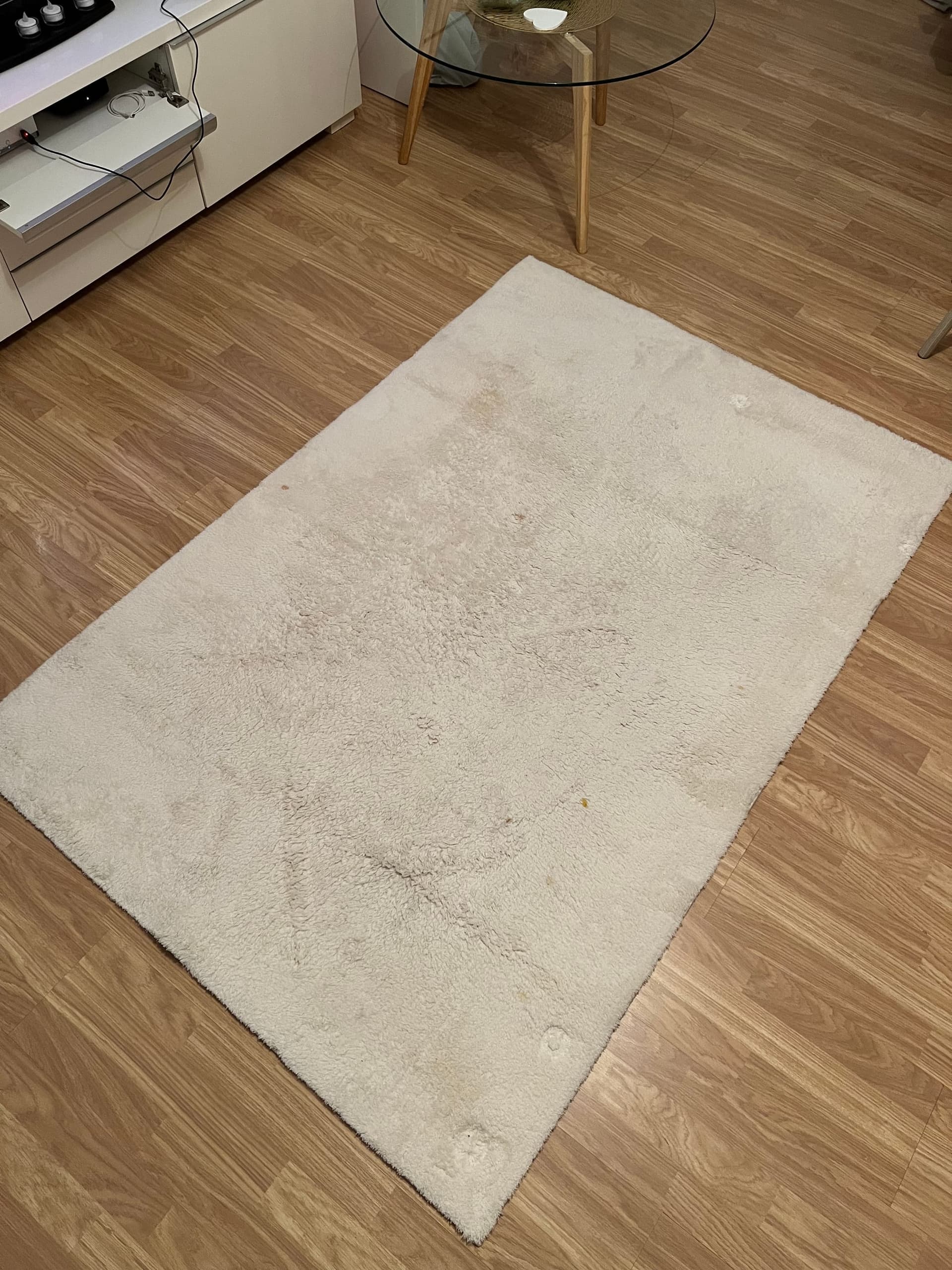 Nettoyage Tapis — avant / après par Fresheco — avant